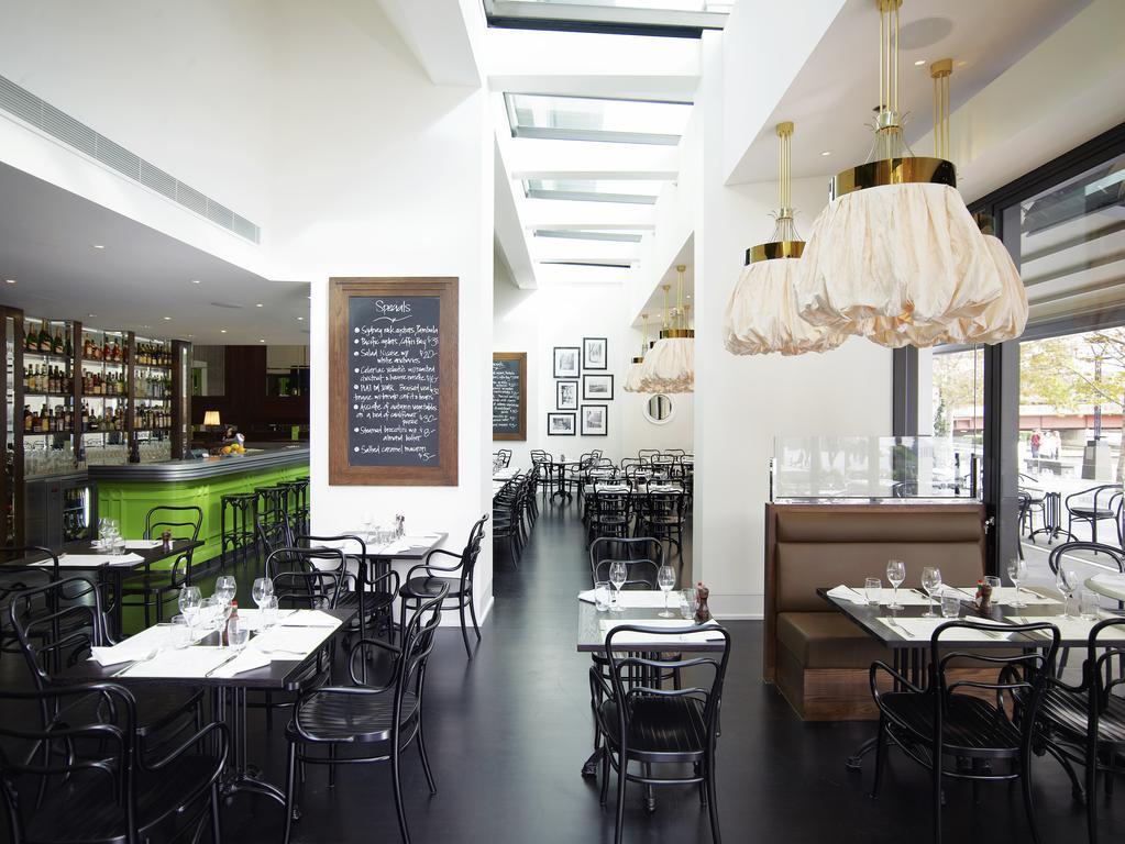 Hotel Crown Towers Melbourne Esterno foto Interior of the restaurant
