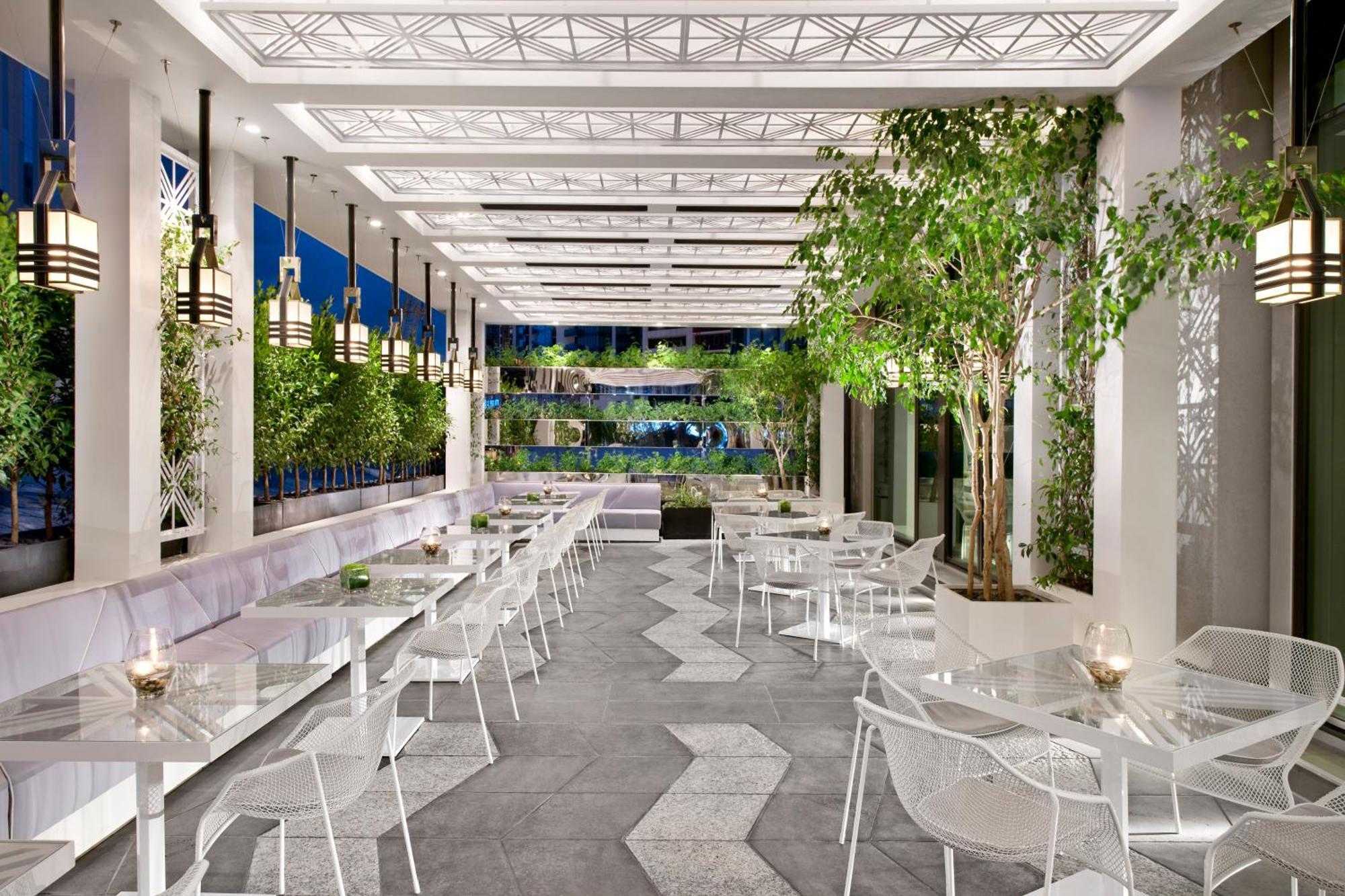 Hotel Crown Towers Melbourne Esterno foto The interior of the restaurant