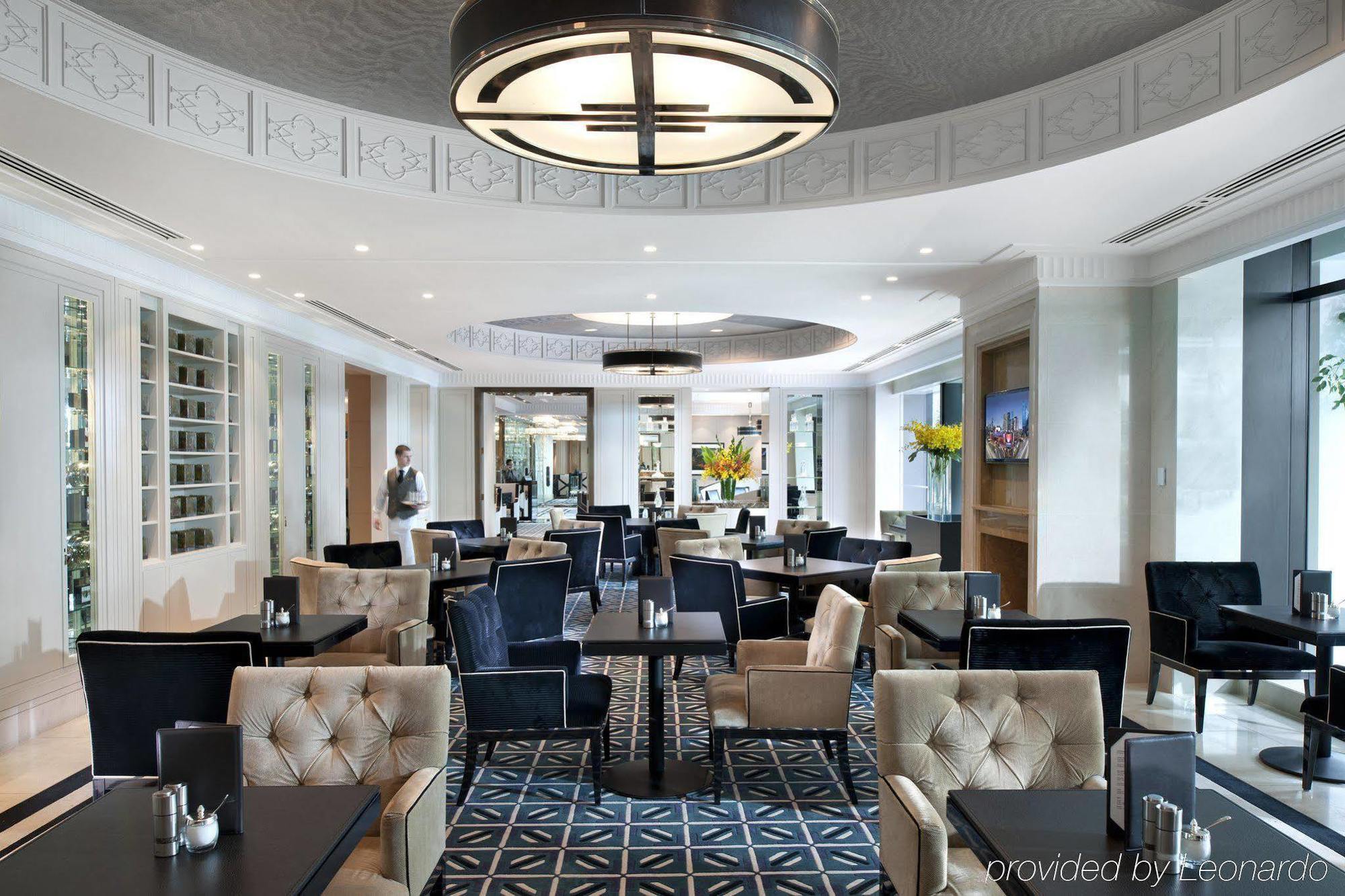 Hotel Crown Towers Melbourne Esterno foto The Club lounge at London Heathrow Airport