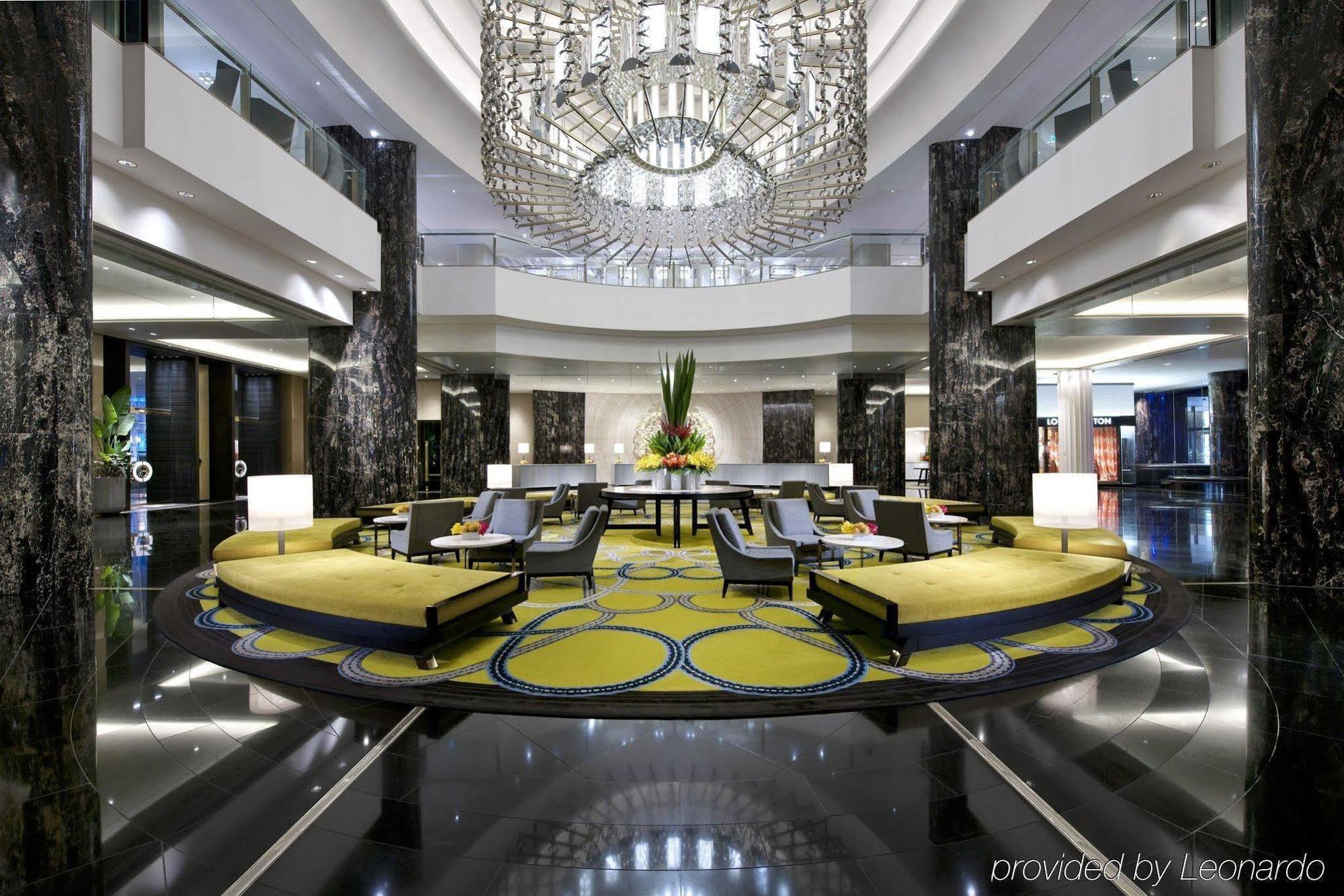 Hotel Crown Towers Melbourne Esterno foto The lobby of the hotel