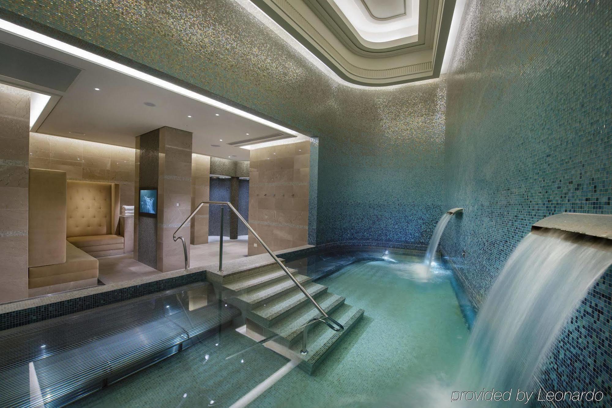 Hotel Crown Towers Melbourne Esterno foto The spa at The Ritz-Carlton, Dubai